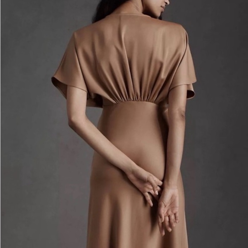 BHLDN Leila Deep-V Flutter Sleeve Satin A-Line Gown | Sand Dune | Size 10 - Picture 2 of 4